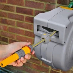 Hozelock AutoReel Wandslangenbox 10 M 9 Hozelock AutoReel Wandslangenbox 10 M -Tuinproducten 10319219