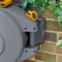 Hozelock AutoReel Wandslangenbox 10 M 10 Hozelock AutoReel Wandslangenbox 10 M -Tuinproducten 10319221