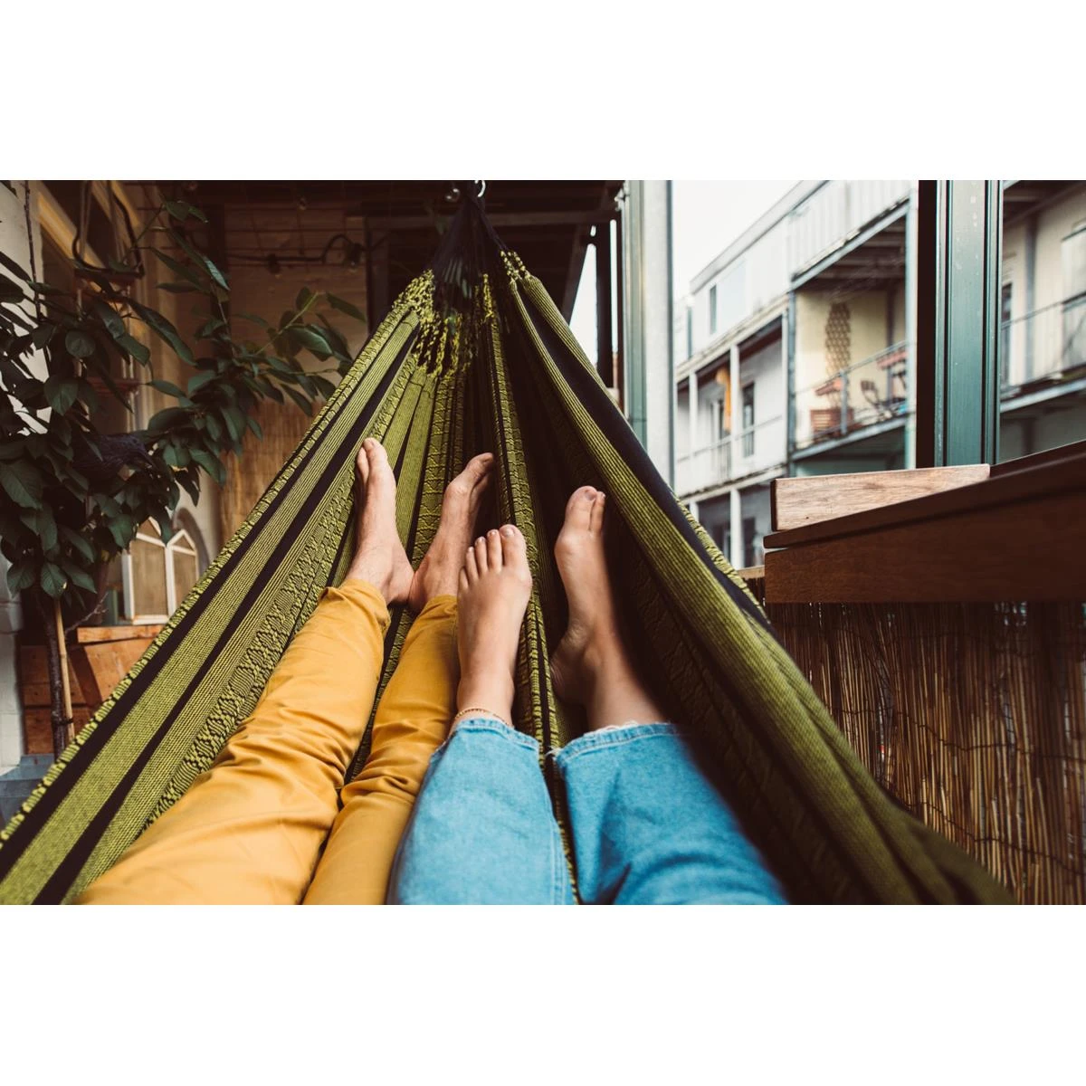 Tropilex® Hangmat Familie Black Edition Gold Geel 8 Tropilex® Hangmat Familie Black Edition Gold Geel - Afbeelding 6