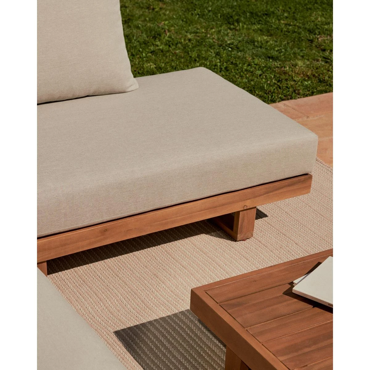 Kave Home - Set Raco Hoekbank 5 Zitsbank En Salontafel In Massief 9 Kave Home - Set Raco Hoekbank 5 Zitsbank En Salontafel In Massief - Afbeelding 7