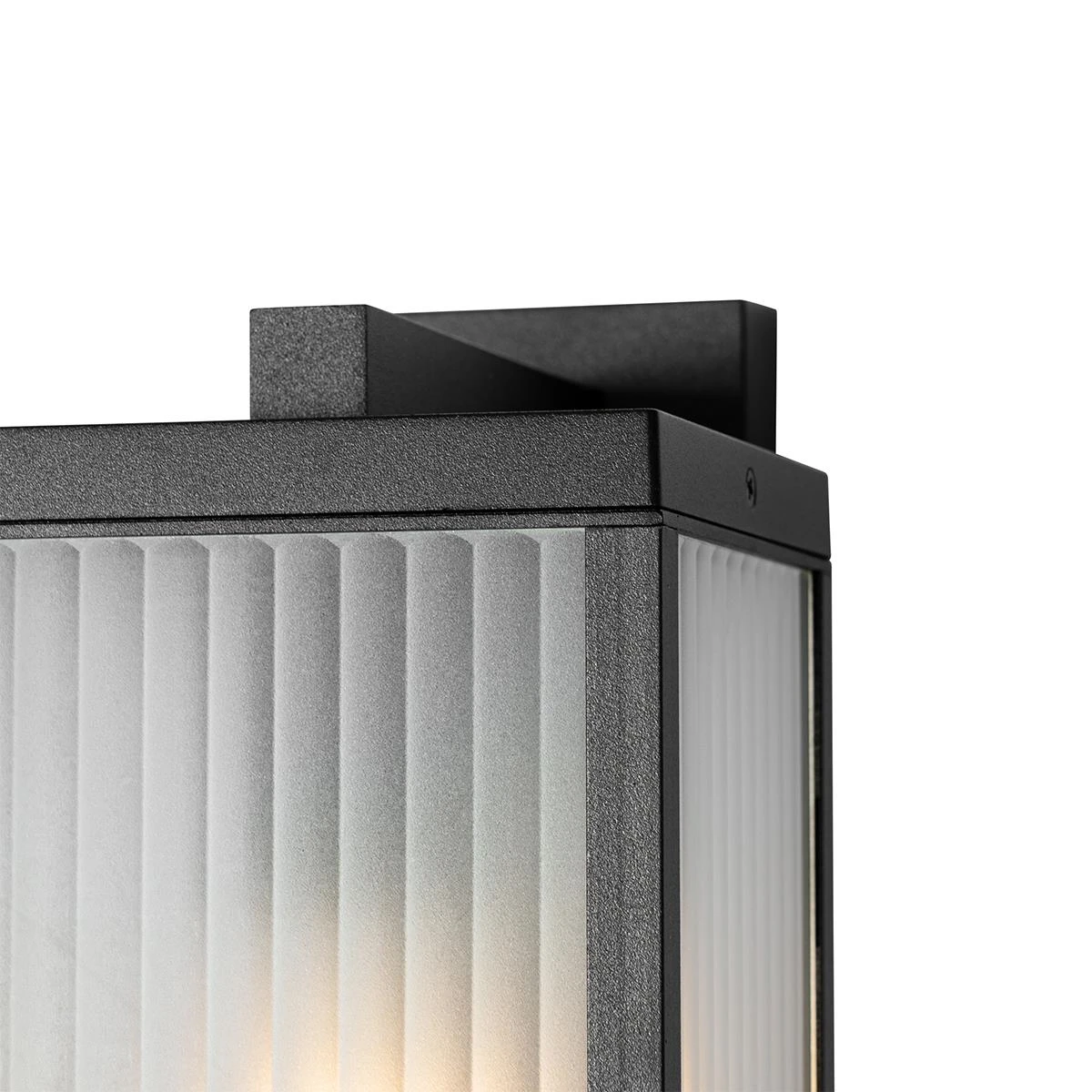 QAZQA Buiten Wandlantaarn Zwart Met Ribbel Glas En Bewegingssensor - 6 QAZQA Buiten Wandlantaarn Zwart Met Ribbel Glas En Bewegingssensor - - Afbeelding 4