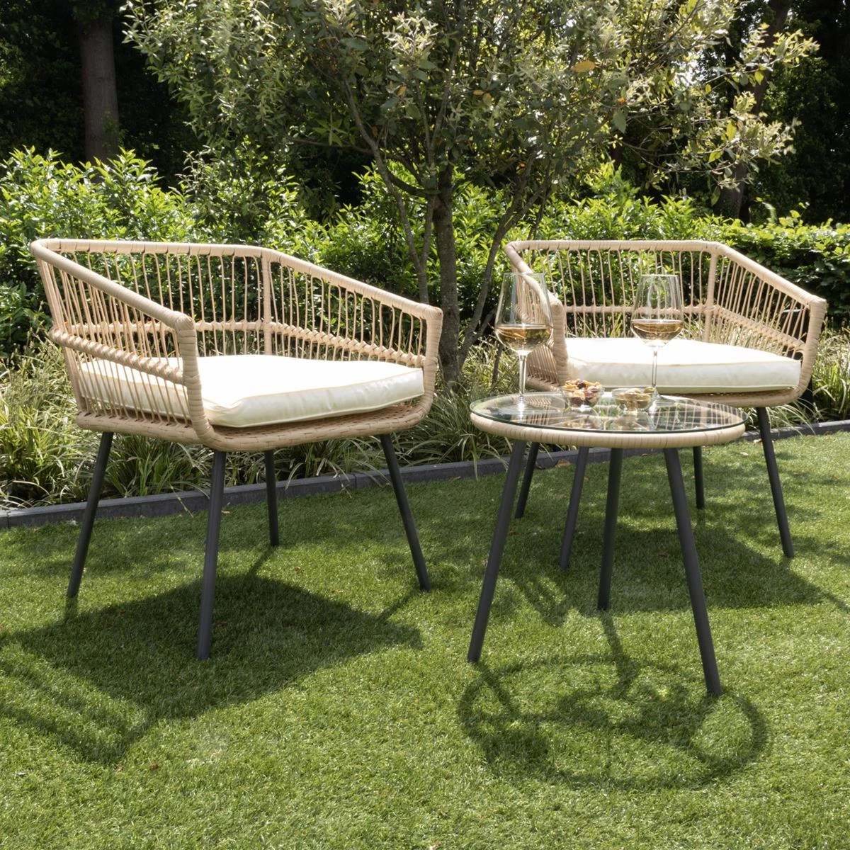 Giga Meubel - Tuinset Rattan - 2 Stoelen & 1 Tafel - Incl. Kussen 4 Giga Meubel - Tuinset Rattan - 2 Stoelen & 1 Tafel - Incl. Kussen - Afbeelding 2