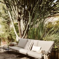 Ferm LIVING Desert 3-zitsbank Black Dolce - Dark Sand 13 Ferm LIVING Desert 3-zitsbank Black Dolce - Dark Sand -Tuinproducten 11005329