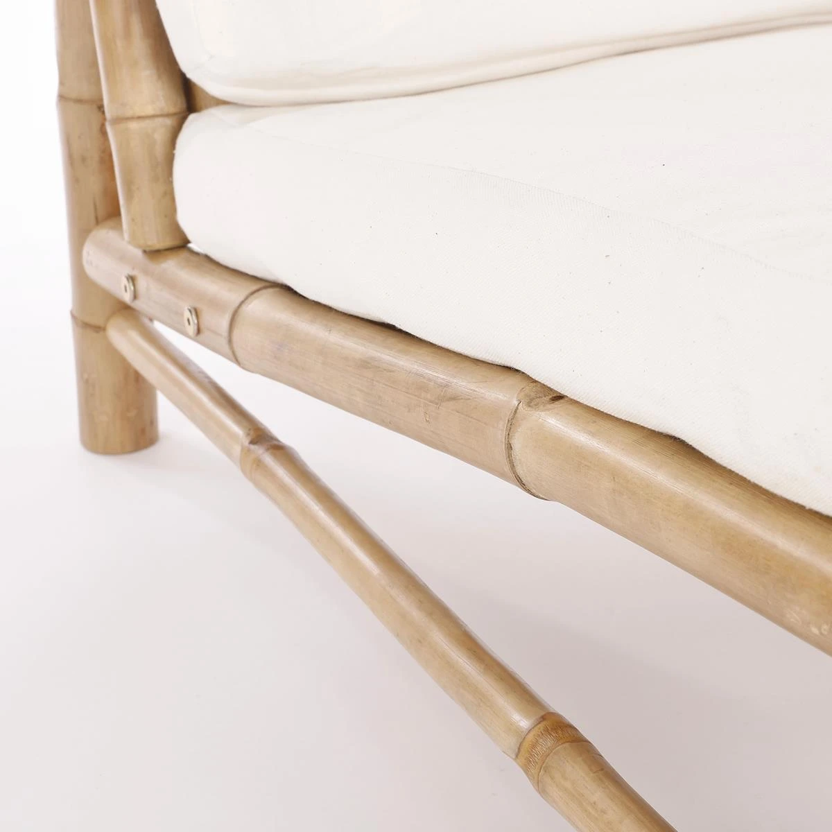 Mica Decorations Tropical Loungebank - L120 Cm - Bamboe - Lichtbruin 5 Mica Decorations Tropical Loungebank - L120 Cm - Bamboe - Lichtbruin - Afbeelding 3