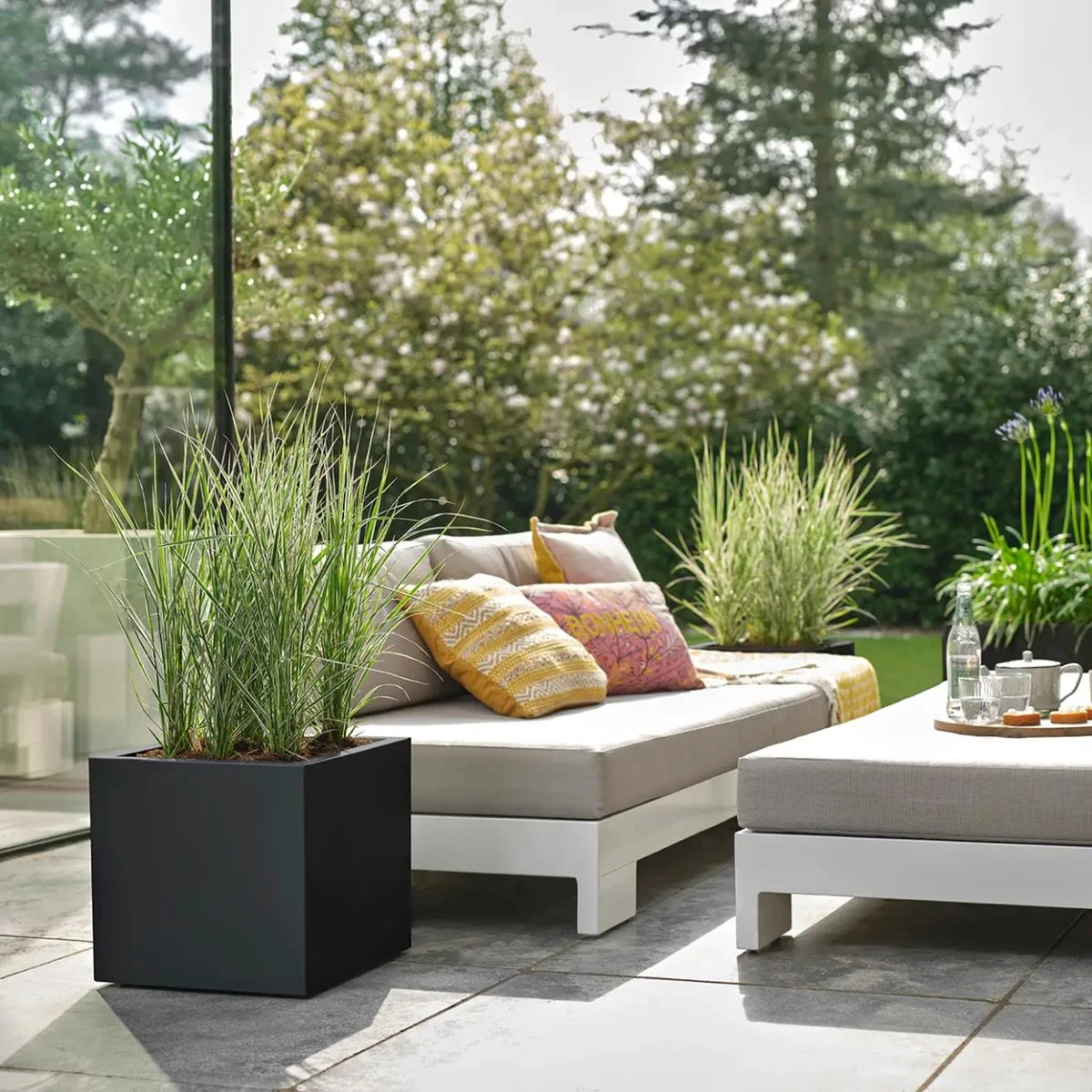 Elho Vivo Next Plantenbak B 40 Cm - Zwart 4 Elho Vivo Next Plantenbak B 40 Cm - Zwart - Afbeelding 2