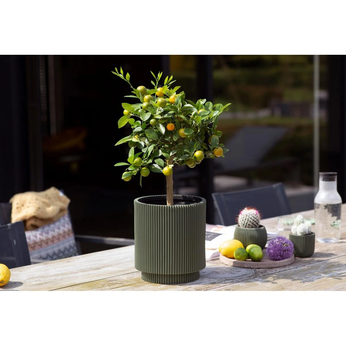 Capi Europe Vaas Cilinder Groove Colours - 8x9 - Beige 7 Capi Europe Vaas Cilinder Groove Colours - 8x9 - Beige - Afbeelding 5