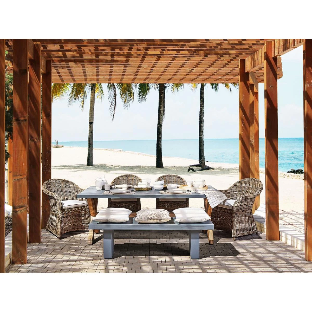 Beliani - SUSUA - Tuinstoel Set Van 2 - Natuurlijk - Rotan 4 Beliani - SUSUA - Tuinstoel Set Van 2 - Natuurlijk - Rotan - Afbeelding 2