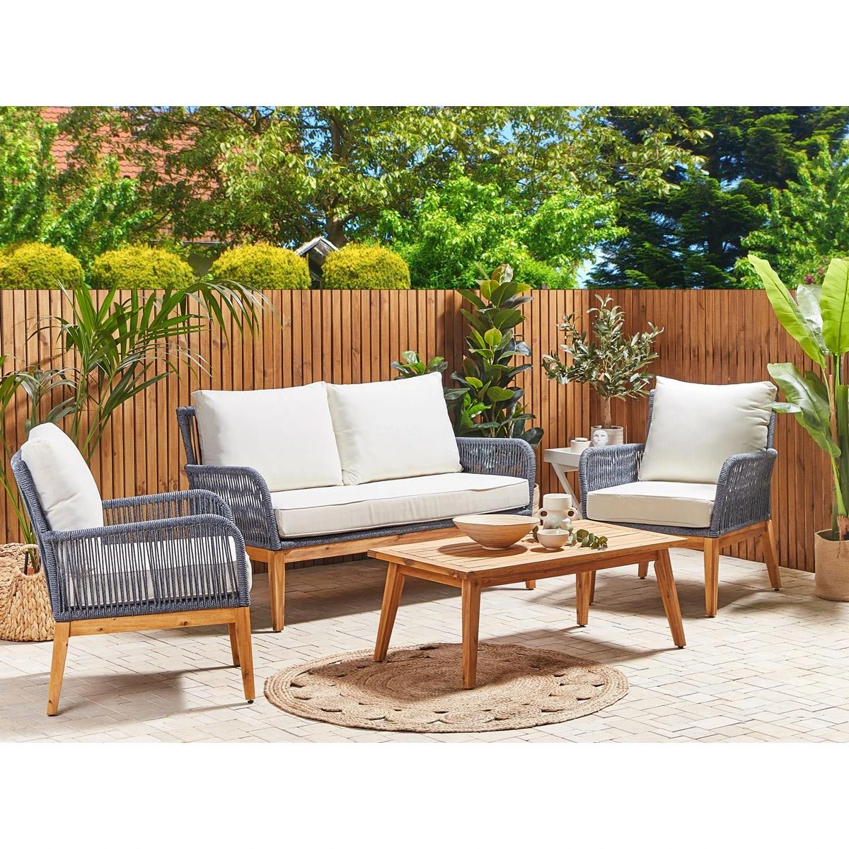 Beliani - MERANO - Loungeset Voor 4 - Wit - Acaciahout 4 Beliani - MERANO - Loungeset Voor 4 - Wit - Acaciahout - Afbeelding 2