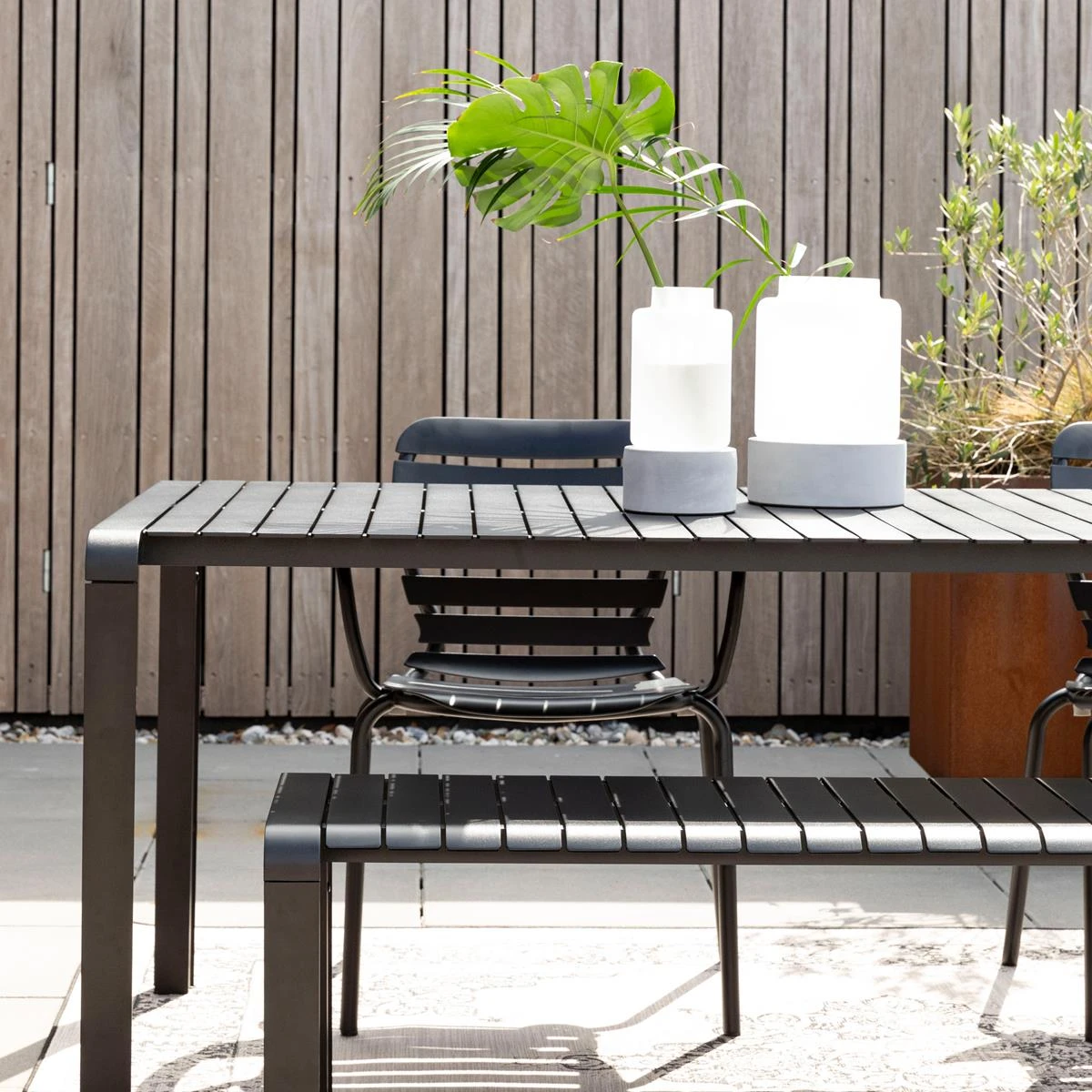 Zuiver Vondel Tuinbank 4 Zuiver Vondel Tuinbank - Afbeelding 2