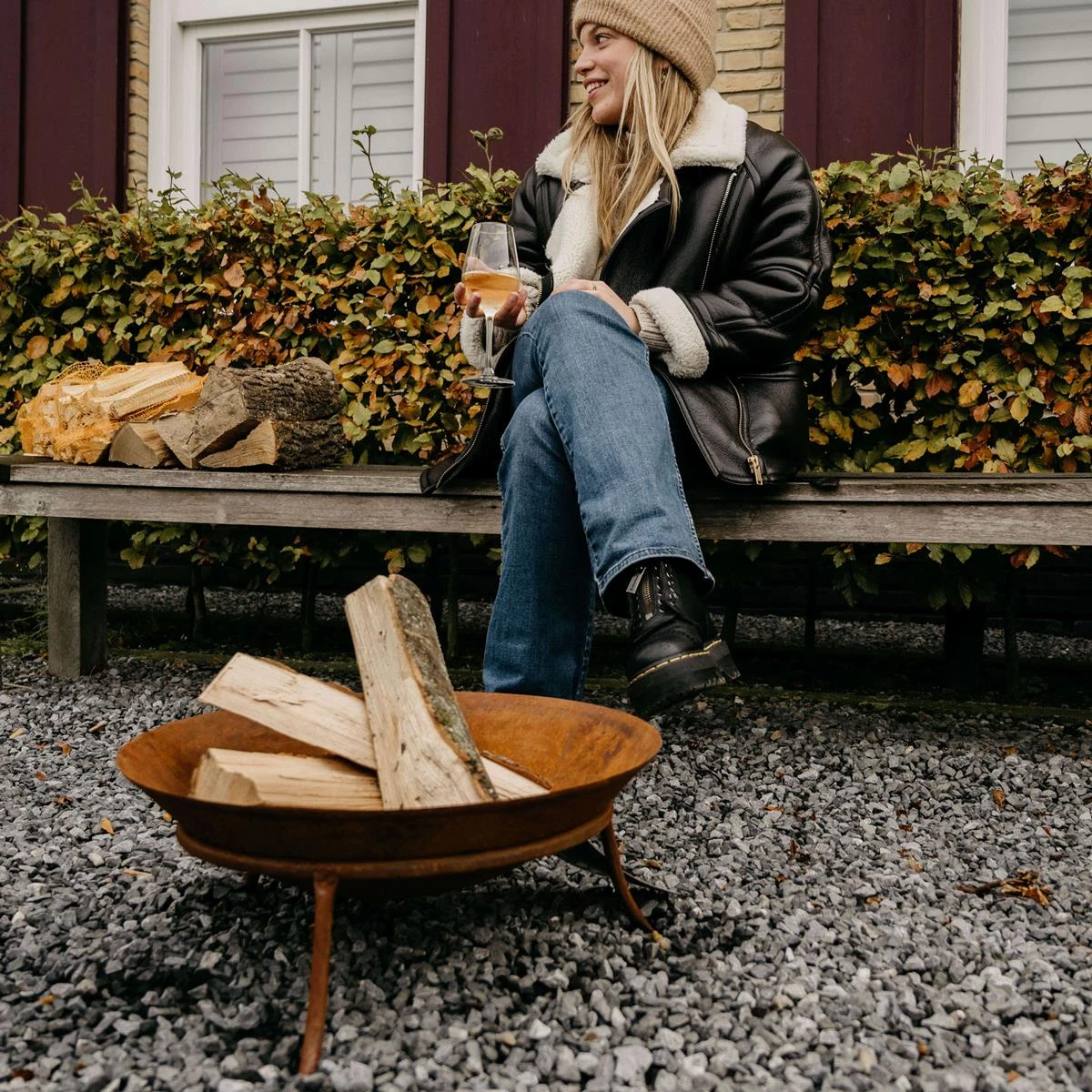 Koopman Cortenstaal Vuurschaal Met Driepoot Standaard 47cm Bruin 4 Koopman Cortenstaal Vuurschaal Met Driepoot Standaard 47cm Bruin - Afbeelding 2