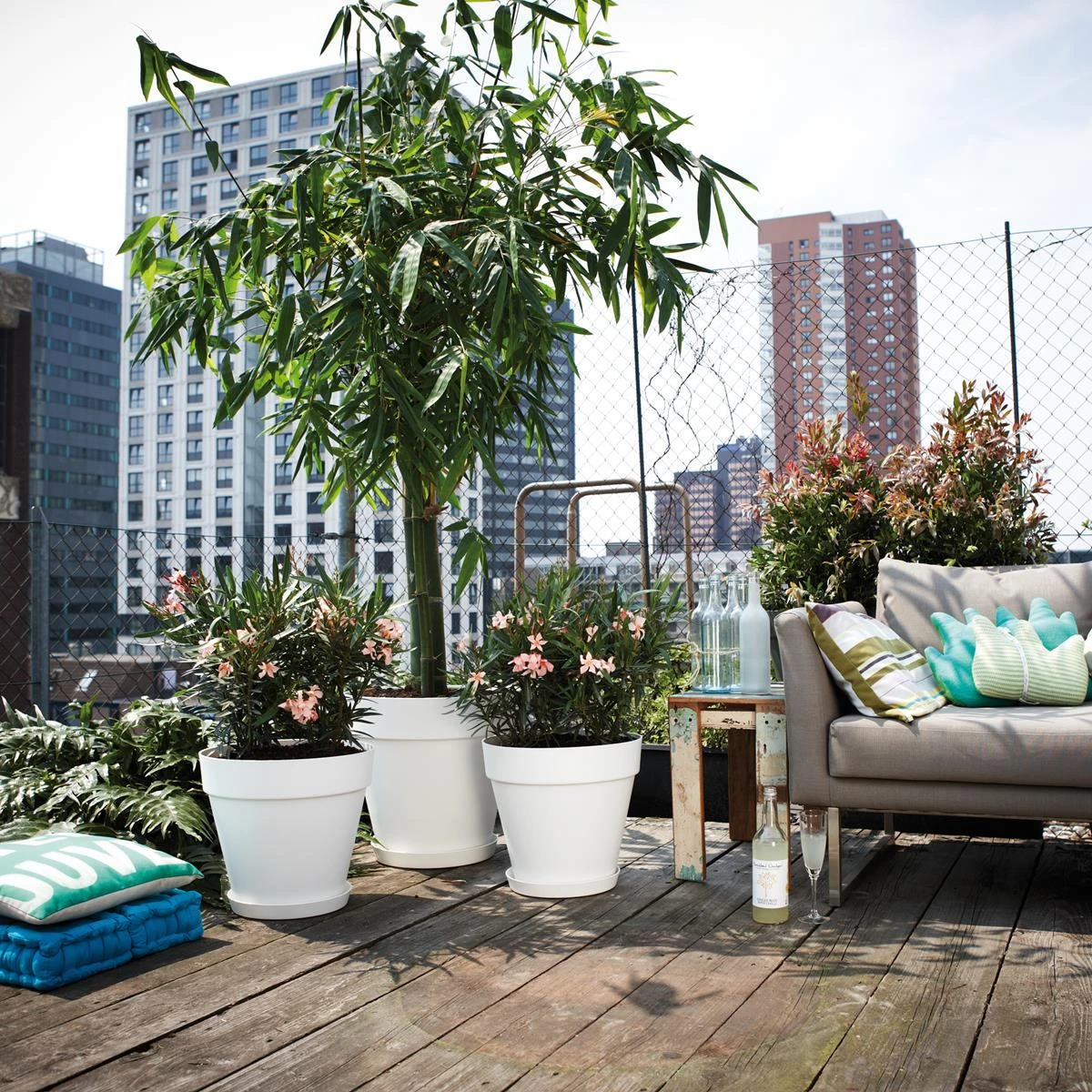 Elho Loft Urban Round Bloempot 50 Cm Met Wielen 7 Elho Loft Urban Round Bloempot 50 Cm Met Wielen - Afbeelding 5