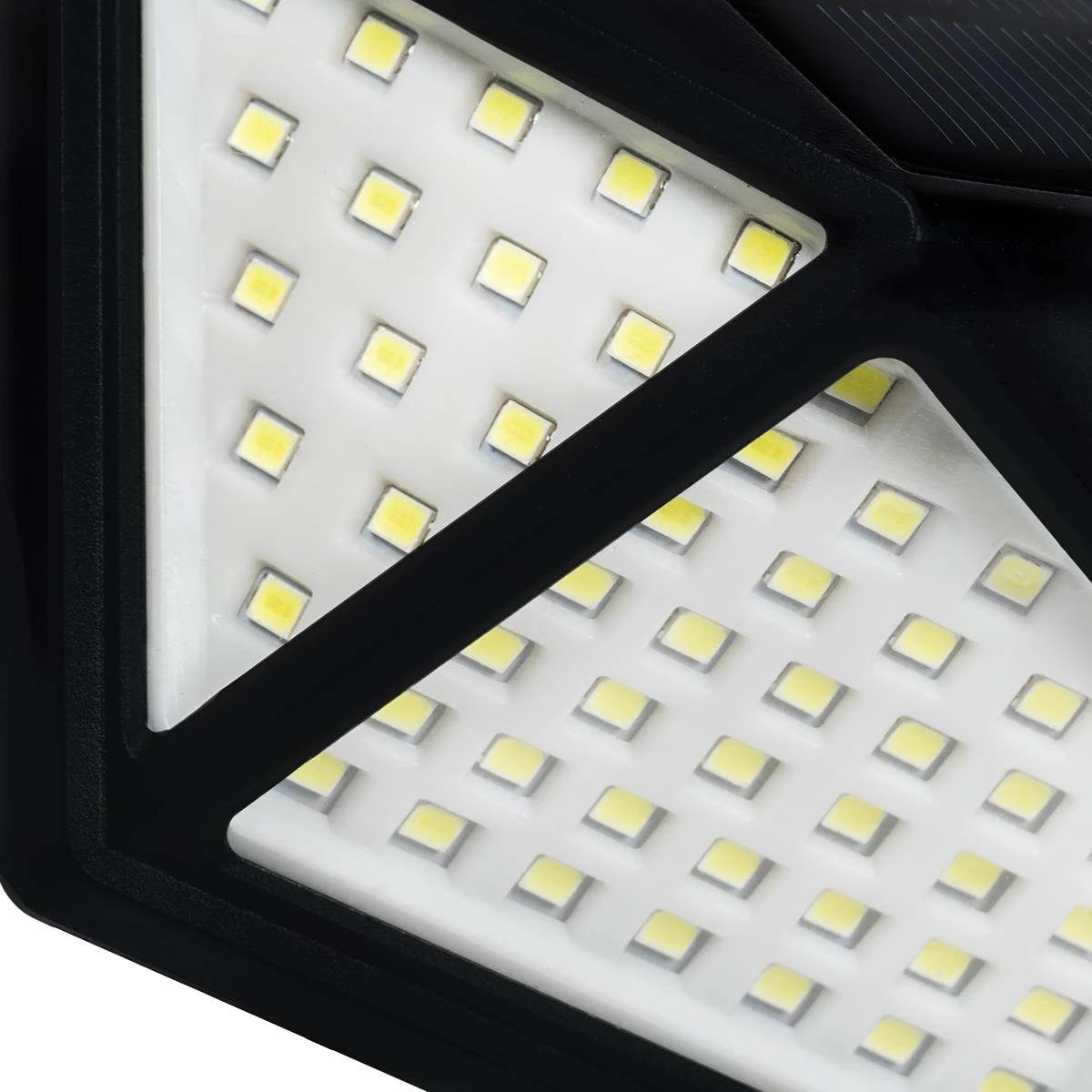 QUVIO Solar Lamp 100 Led 4 QUVIO Solar Lamp 100 Led - Afbeelding 2