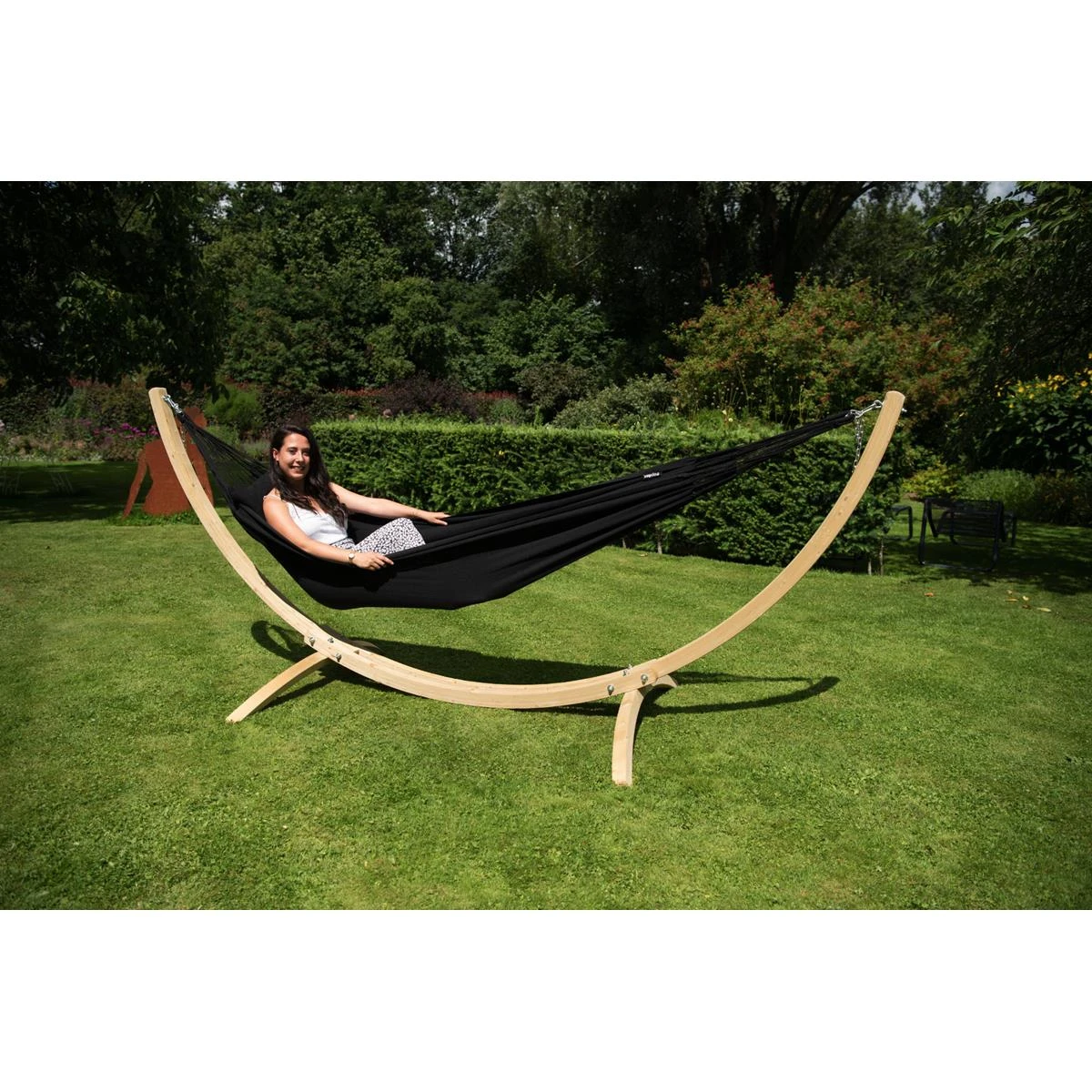Tropilex® Hangmat Met Standaard Eénpersoons Wood & Classic Black Zwart 6 Tropilex® Hangmat Met Standaard Eénpersoons Wood & Classic Black Zwart - Afbeelding 4