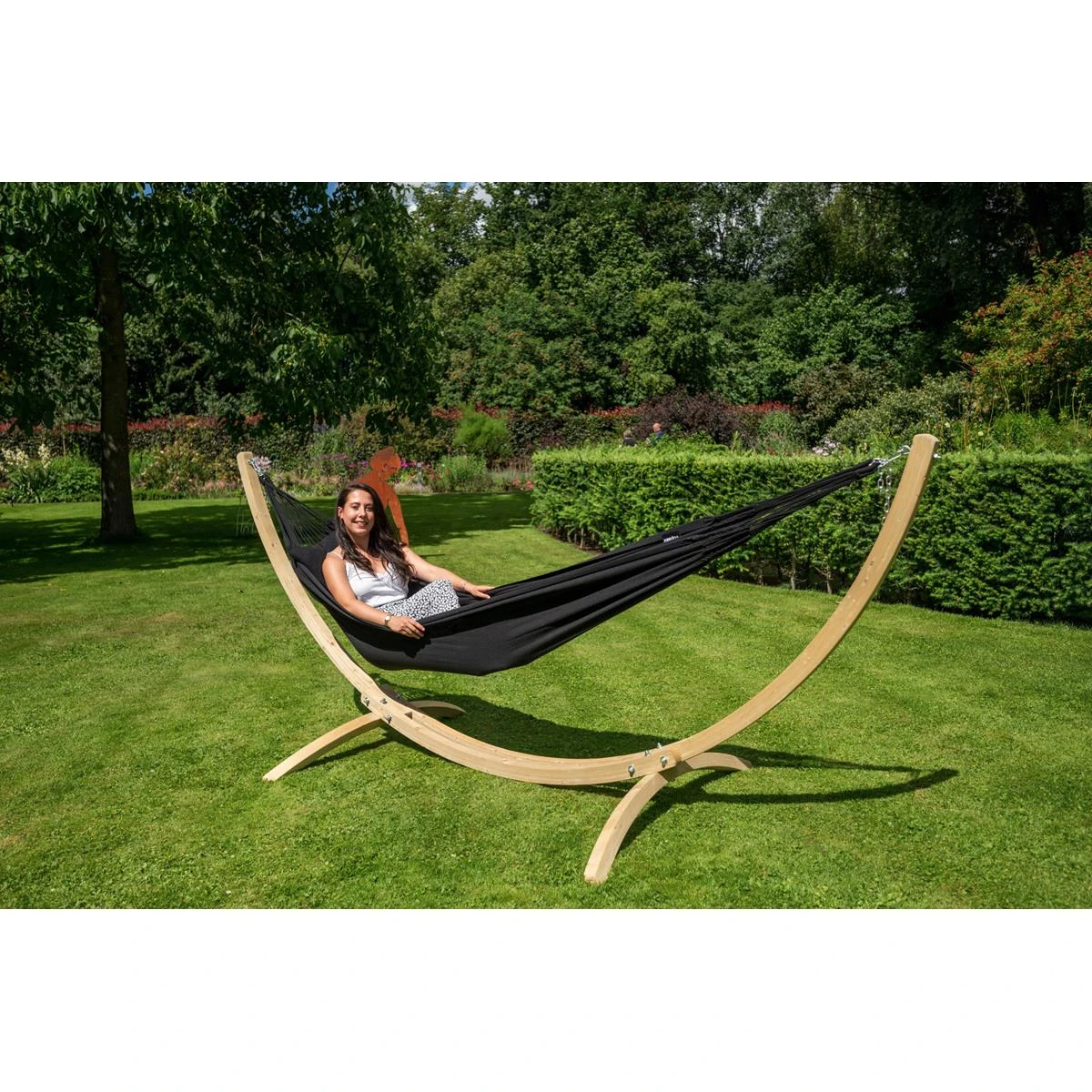 Tropilex® Hangmat Met Standaard Eénpersoons Wood & Classic Black Zwart 7 Tropilex® Hangmat Met Standaard Eénpersoons Wood & Classic Black Zwart - Afbeelding 5